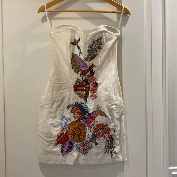 Strapless linen dress with intricate pattern. Size 2. - Picture 1 of 5